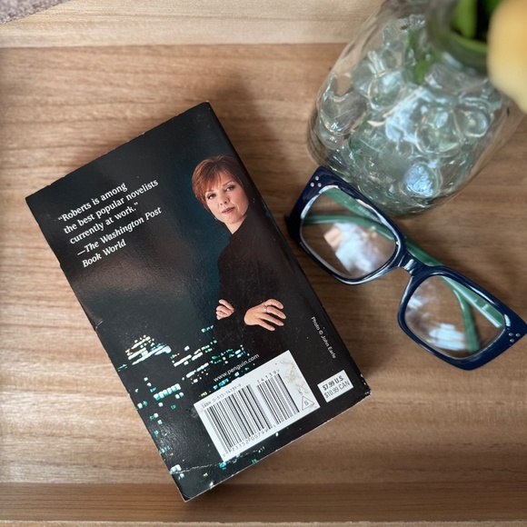 Blue Smoke by Nora Roberts | Romantic Suspense Paperback | Mystery - Picture 4 of 5